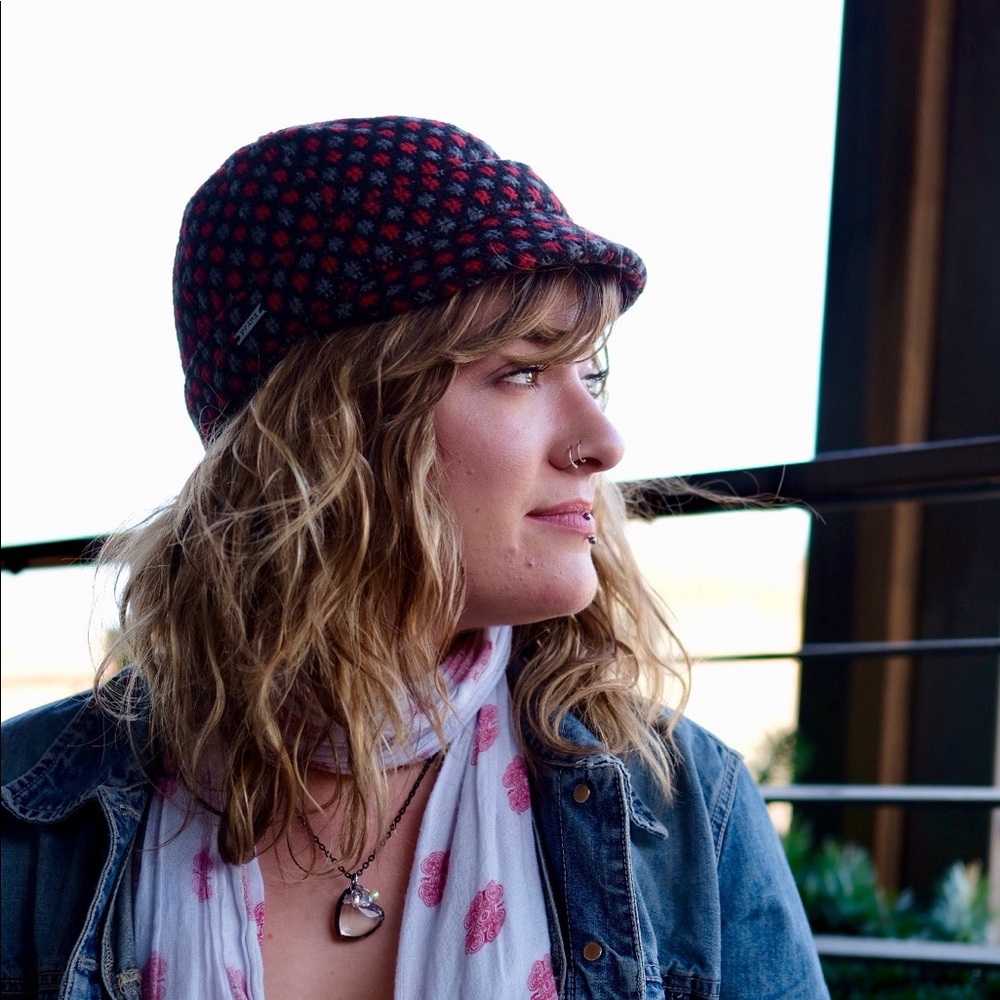 Meet your Posher, Ciera